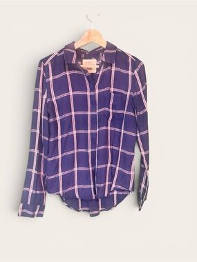 SO Navy Blue Plaid Button-Down Shirt